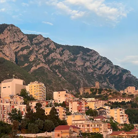 Panorama View דירה Krujë