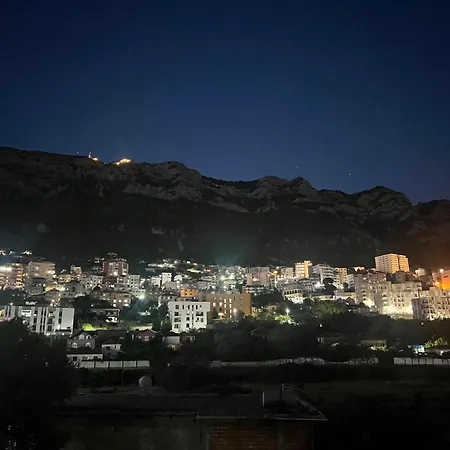 Panorama View דירה Krujë